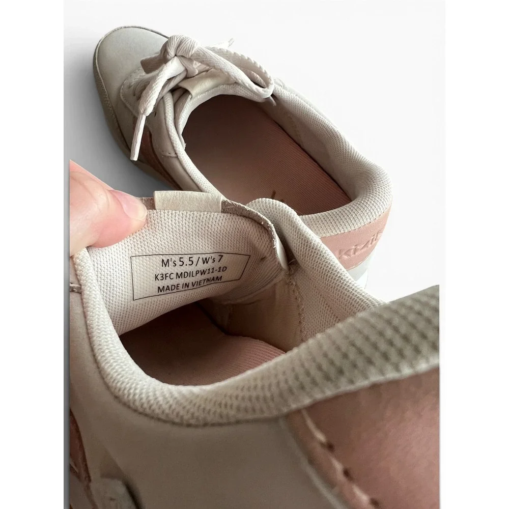 Kizik Milan Hands-Free Sneakers Sand Rose Suede Leather Low Top Womens Size 7